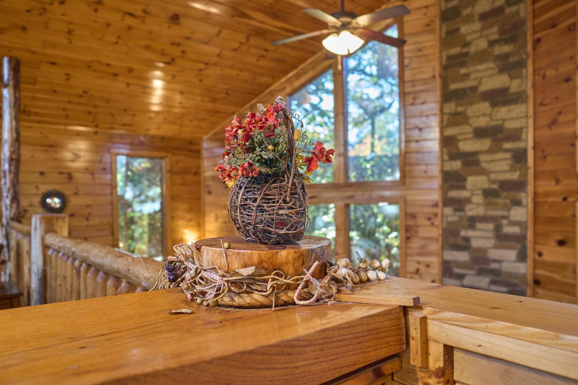 Spur Of The Moment Holiday Home Gatlinburg Exterior photo